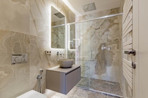 Купить квартиру в Барселона, Испания с 3 спальни, 127м², № 9254 - фото 29