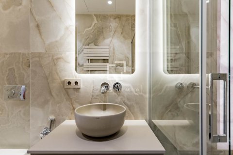 Купить квартиру в Барселона, Испания с 3 спальни, 127м², № 9254 - фото 30