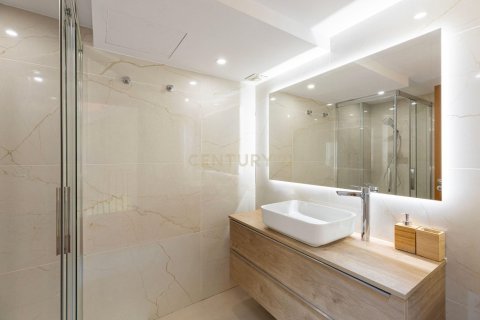 3 bedrooms house for sale in Barcelona, Catalonia, Spain № 9076 - photo 14
