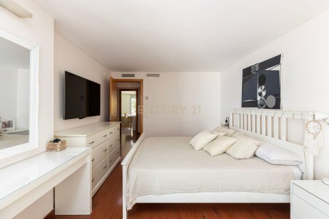 3 bedrooms house for sale in Barcelona, Catalonia, Spain № 9076 - photo 13