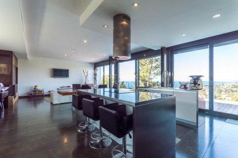 Сasa de 4 dormitorios en venta en Lloret de Mar, Gerona, Cataluña, Spain № 6738 - foto 6