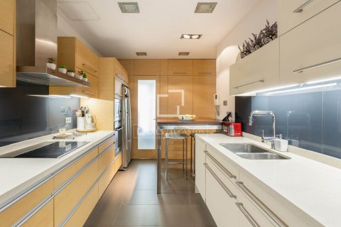 4 bedrooms villa for sale in Barcelona, Catalonia, Spain № 9105 - photo 15