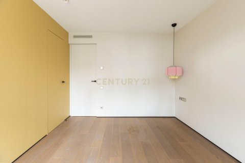 6 chambres commercial property à vendre à Barcelona, Catalonia, Spain № 9079 - photo 30