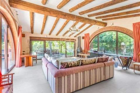 Сasa de 6 dormitorios en venta en Sant Andreu de Llavaneres, Barcelona, Cataluña, Spain № 9150 - foto 22
