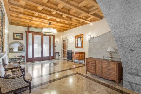Сasa de 6 dormitorios en venta en Sant Andreu de Llavaneres, Barcelona, Cataluña, Spain № 9150 - foto 6