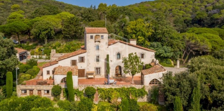 6 bedrooms house for sale in Sant Andreu de Llavaneres, Barcelona, Catalonia, Spain № 9150