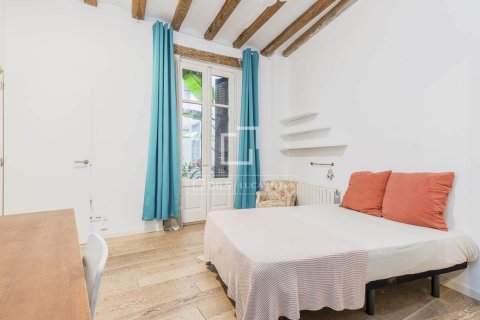 Apartamento de 4 dormitorios en venta en Barcelona, Cataluña, Spain № 9215 - foto 30