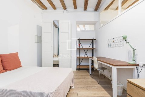 Apartamento de 4 dormitorios en venta en Barcelona, Cataluña, Spain № 9215 - foto 29