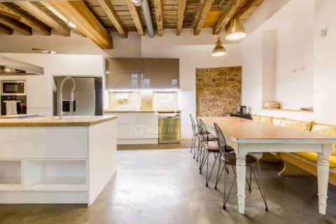 Apartamento de 4 dormitorios en venta en Barcelona, Cataluña, Spain № 9215 - foto 16