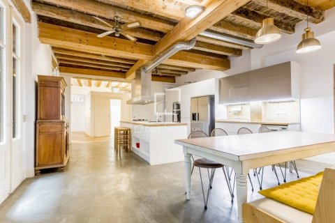 Apartamento de 4 dormitorios en venta en Barcelona, Cataluña, Spain № 9215 - foto 14