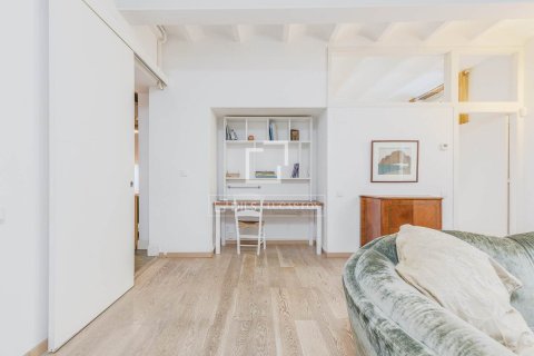 Apartamento de 4 dormitorios en venta en Barcelona, Cataluña, Spain № 9215 - foto 6
