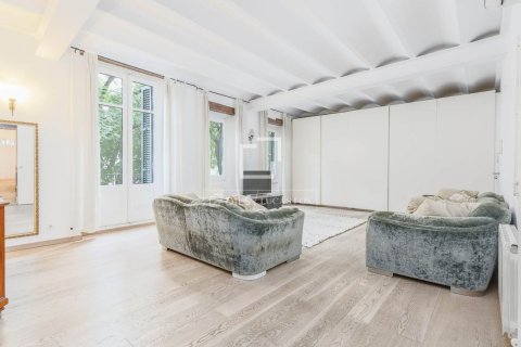 Apartamento de 4 dormitorios en venta en Barcelona, Cataluña, Spain № 9215 - foto 5