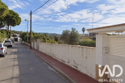 Parcela de 438 m² en venta en Sitges, Barcelona, Cataluña, Spain № 9185 - foto 3