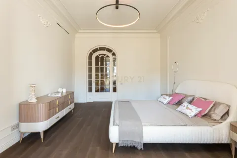 4 bedrooms apartment for sale in Barcelona, Catalonia, Spain № 9232 - photo 15