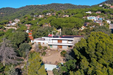 6 bedrooms villa for sale in Cabrils, Barcelona, Catalonia, Spain № 9269