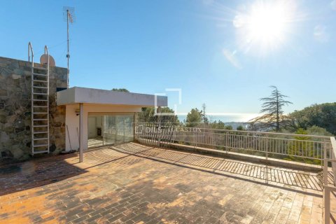 Купить виллу в Кабрильс, Испания с 6 спален, 627м², № 9269 - фото 12