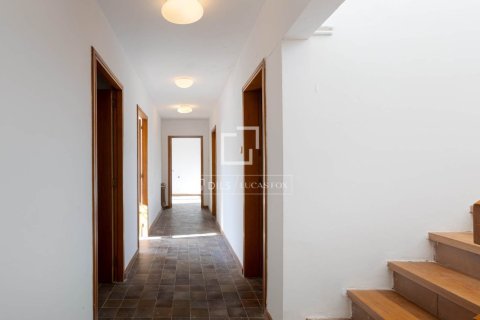 Купить виллу в Кабрильс, Испания с 6 спален, 627м², № 9269 - фото 18