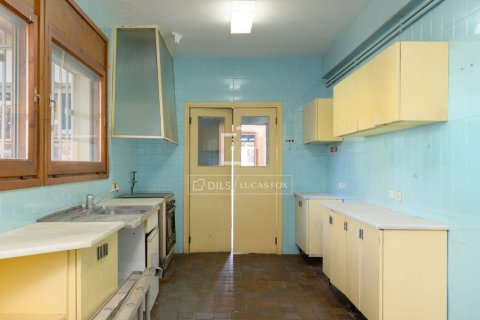Купить виллу в Кабрильс, Испания с 6 спален, 627м², № 9269 - фото 23
