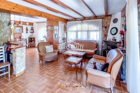 5 bedrooms villa for sale in Lloret de Mar, Girona, Catalonia, Spain № 1017 - photo 10