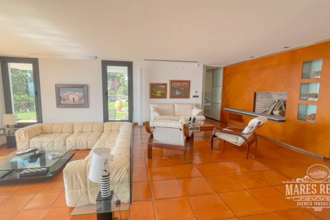 7 bedrooms villa for sale in Blanes, Girona, Catalonia, Spain № 977 - photo 8