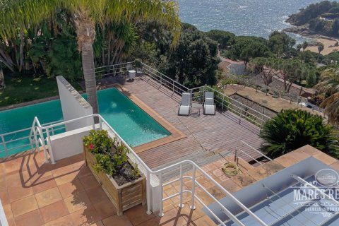 7 bedrooms villa for sale in Blanes, Girona, Catalonia, Spain № 977 - photo 2