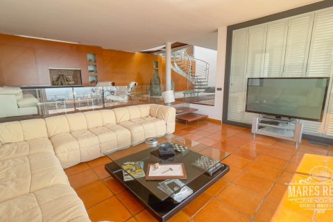 7 bedrooms villa for sale in Blanes, Girona, Catalonia, Spain № 977 - photo 9