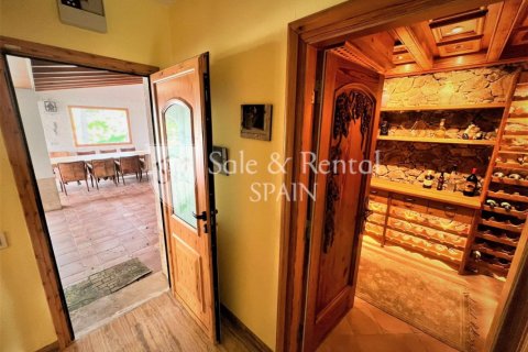 Сasa de 10 dormitorios en venta en Sant Feliu de Guíxols, Gerona, Cataluña, Spain № 6767 - foto 24