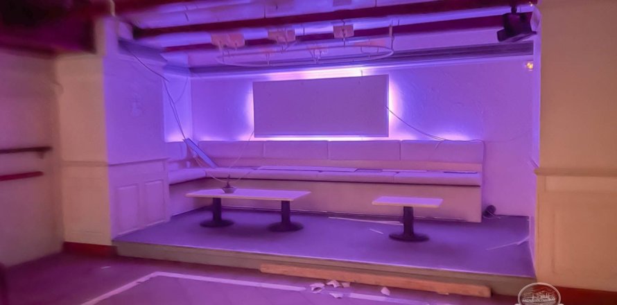 Propiedad comercial de 2225 m² en venta en Lloret de Mar, Gerona, Cataluña, Spain № 963