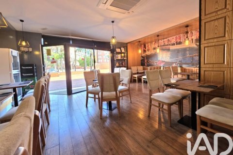111 sq.m. cafe / restaurant for rent in Barcelona, Catalonia, Spain № 9241