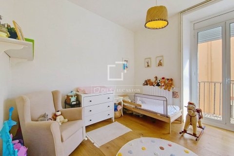 Apartamento de 3 dormitorios en venta en Vilanova i la Geltrú, Barcelona, Cataluña, Spain № 9154 - foto 8