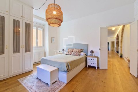 Apartamento de 3 dormitorios en venta en Vilanova i la Geltrú, Barcelona, Cataluña, Spain № 9154 - foto 10