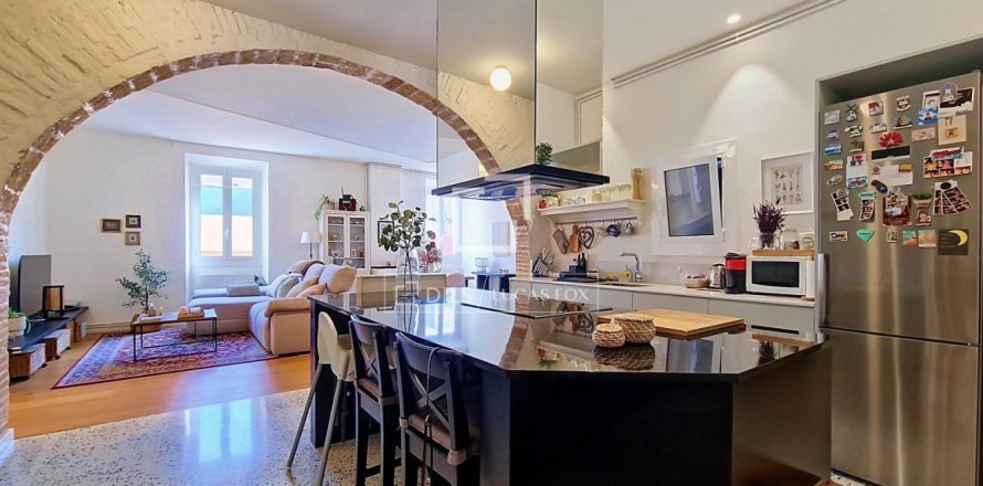 3 bedrooms apartment for sale in Vilanova i la Geltru, Barcelona, Catalonia, Spain № 9154