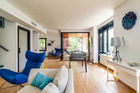 4 bedrooms villa for sale in Barcelona, Catalonia, Spain № 9060 - photo 23
