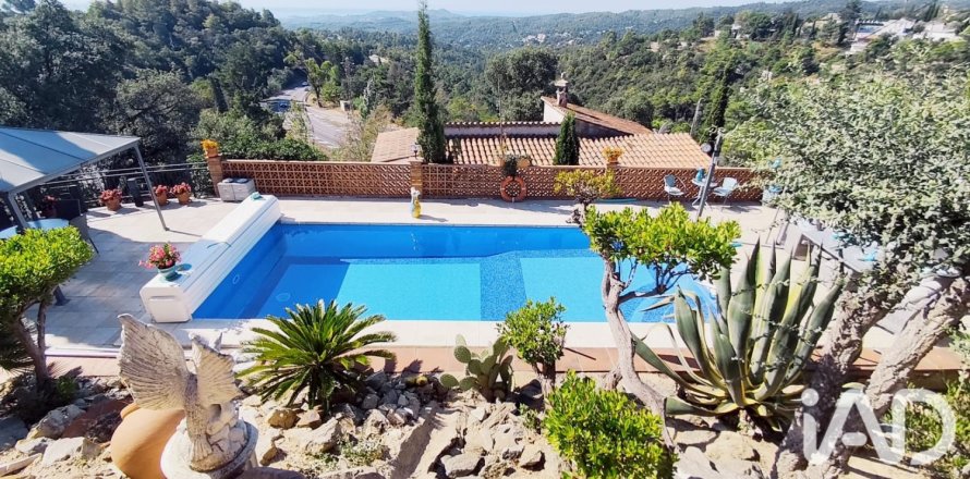 5 bedrooms house for sale in Lloret de Mar, Girona, Catalonia, Spain № 9144