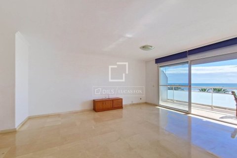 Apartamento de 3 dormitorios en venta en Cubelles, Barcelona, Cataluña, Spain № 9196 - foto 17