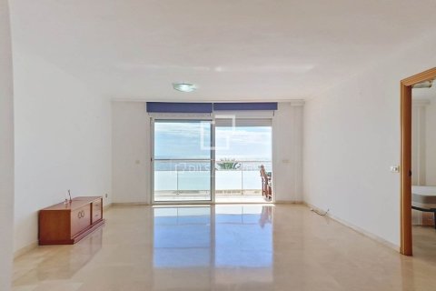 Apartamento de 3 dormitorios en venta en Cubelles, Barcelona, Cataluña, Spain № 9196 - foto 13