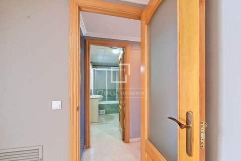Apartamento de 3 dormitorios en venta en Cubelles, Barcelona, Cataluña, Spain № 9196 - foto 28