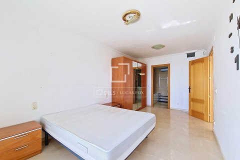 Apartamento de 3 dormitorios en venta en Cubelles, Barcelona, Cataluña, Spain № 9196 - foto 23