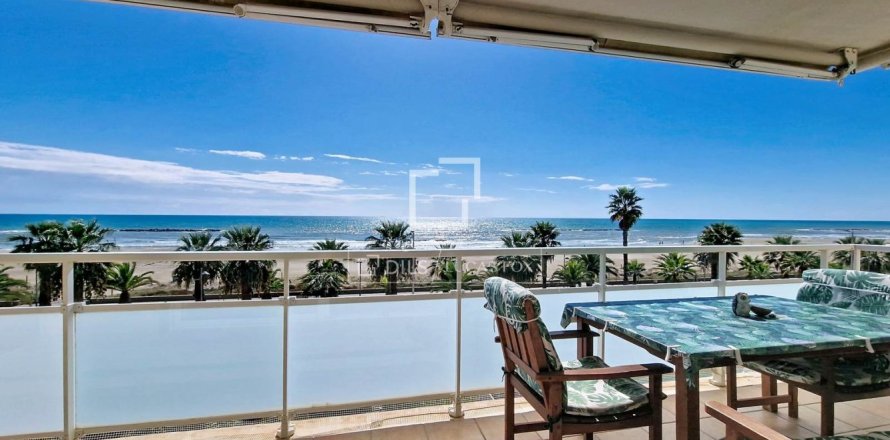 Apartamento de 3 dormitorios en venta en Cubelles, Barcelona, Cataluña, Spain № 9196