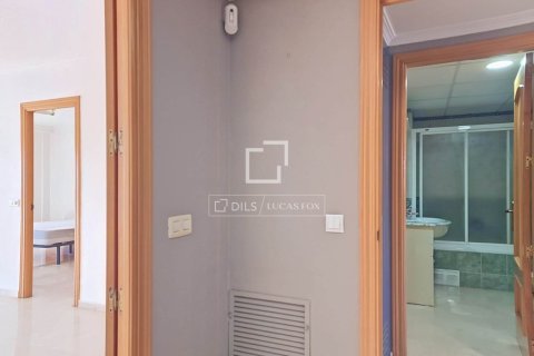 Apartamento de 3 dormitorios en venta en Cubelles, Barcelona, Cataluña, Spain № 9196 - foto 12
