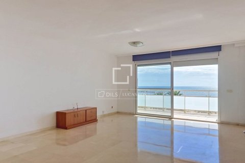 Apartamento de 3 dormitorios en venta en Cubelles, Barcelona, Cataluña, Spain № 9196 - foto 3