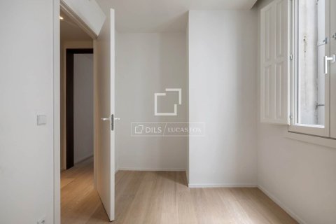 3 bedrooms apartment for sale in Barcelona, Catalonia, Spain № 9123 - photo 24