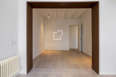 3 bedrooms apartment for sale in Barcelona, Catalonia, Spain № 9123 - photo 27