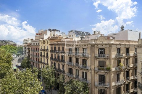 3 bedrooms apartment for sale in Barcelona, Catalonia, Spain № 9123 - photo 12