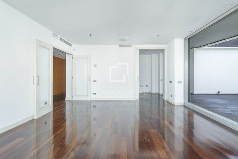 Купить квартиру в Барселона, Испания с 4 спальни, 130м², № 9252 - фото 14