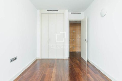 Купить квартиру в Барселона, Испания с 4 спальни, 130м², № 9252 - фото 23