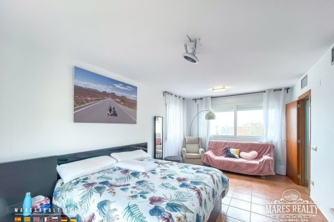 4 bedrooms townhouse for sale in Canet de Mar, Barcelona, Catalonia, Spain № 1042 - photo 12