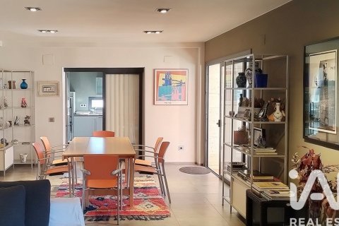 4 bedrooms house for sale in Altafulla, Tarragona, Catalonia, Spain № 9249 - photo 24