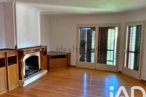 222 sq.m. duplex for sale in Vic, Barcelona, Catalonia, Spain № 9247 - photo 2