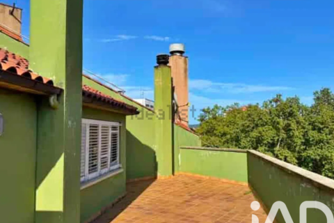 222 sq.m. duplex for sale in Vic, Barcelona, Catalonia, Spain № 9247 - photo 11